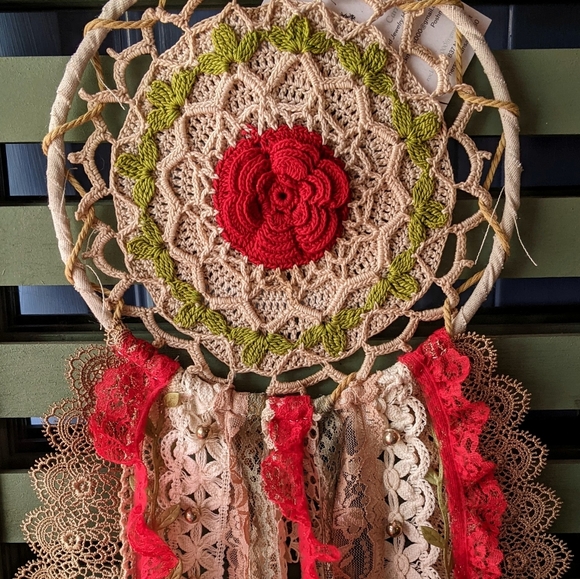 NWT Handcrafted Shabby Chic Dream Catcher - Picture 5 of 6